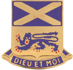 Silver Color Unit Crest metal pin with DIEU ET MOI on it.