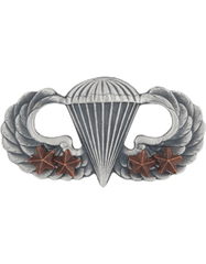 Basic Combat Parachutist wing with 4 Jumps in silver oxidized