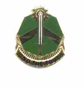 US Army 8th Military Police Unit Crest by Saunders Military Insignia