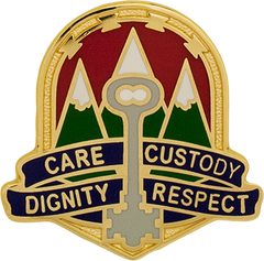 US Army 193rd Military Police Battalion Unit Crest by Saunders Military Insignia