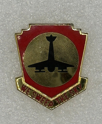 US Army 517th Air Defense Artillery Unit Crest by Saunders Military Insignia