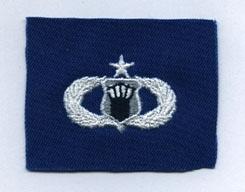 AIR FORCE SENIOR AIR TRAFFIC CONTROLLER BADGE IN BLUE CLOTH - Saunders Military Insignia