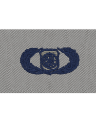 AIR FORCE WEAPONS CONTROL BADGE IN ABU CLOTH - Saunders Military Insignia