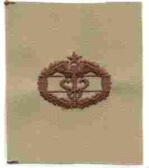 Combat Medic 2nd Award Badge, Cloth, Desert subdued by Saunders Military Insignia