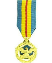 Defense Distinguish Service Miniature Medal by Saunders Military Insignia