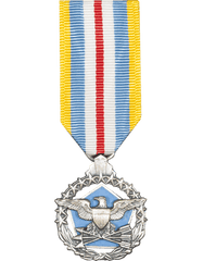Defense Superior Service Miniature Medal - Saunders Military Insignia