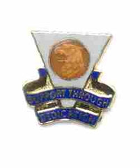 US Army 5th Finance Group Unit Crest by Saunders Military Insignia