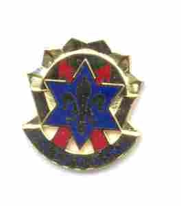 US Army 6th Infantry Division Unit Crest by Saunders Military Insignia