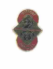 US Army 8th Transportation Brigade Unit Crest by Saunders Military Insignia
