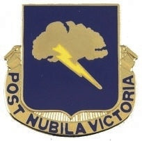 US Army 82nd Chemical Battalion Unit Crest by Saunders Military Insignia