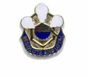 US Army 451st Chemical Battalion Unit Crest by Saunders Military Insignia