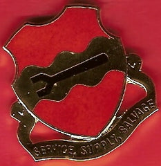 US Army 735th Maintenance Battalion Unit Crest by Saunders Military Insignia