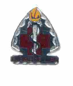 US Army 818th Medical Battalion, Unit Crest by Saunders Military Insignia