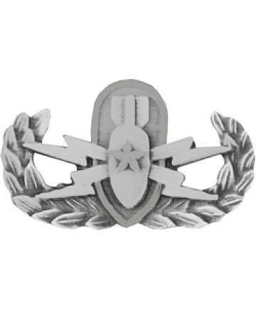 Explosive Ordnance Disposal EOD Basic Metal Lapel Pin 7 Eighths Inch Size For Jackets Hats Bags