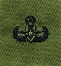 Explosive Ordnance Disposal Master Badge, cloth, Subdued by Saunders Military Insignia