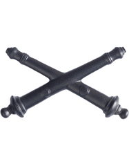 Field Artillery Officer Army branch of service badge in black metal - Saunders Military Insignia