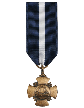 Navy Cross Miniature Medal by Saunders Military Insignia