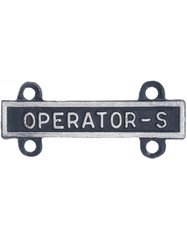 Operator S Qualification Bar or Q Bar in silver oxide - Saunders Military Insignia