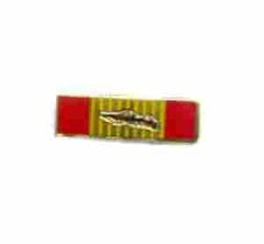 RVN Cross Gall w Pl Lapel Pin - Saunders Military Insignia