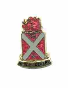 US Army 118th Artillery Regiment Unit Crest - Saunders Military Insignia