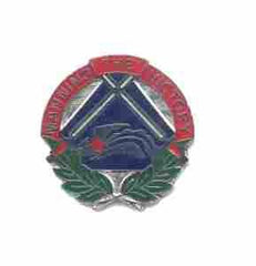 US Army 390th Personnel Group Unit Crest - Saunders Military Insignia