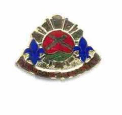 US Army 426th Engineer Battalion Unit Crest - Saunders Military Insignia