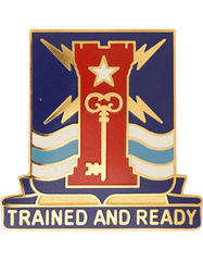 US Army 4th Brigade 1st Infantry Division Unit Crest - Saunders Military Insignia