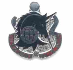 US Army 548th Engineer Battalion Right Facing Unit Crest - Saunders Military Insignia