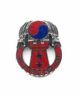 US Army 931st Engineer Group Unit Crest - Saunders Military Insignia
