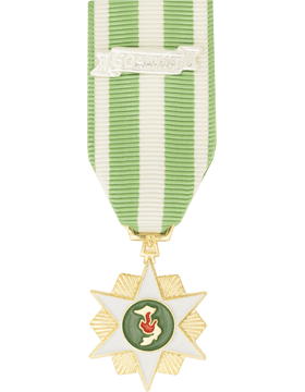 Vietnam Campaign with 1960 bar miniature medal - Saunders Military Insignia