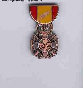 Vietnam Cross of Gallantry Lapel Pin Veteran Gift Military Medal Style Collectible Pin